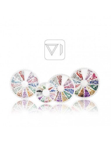 pietre nail art triangoli